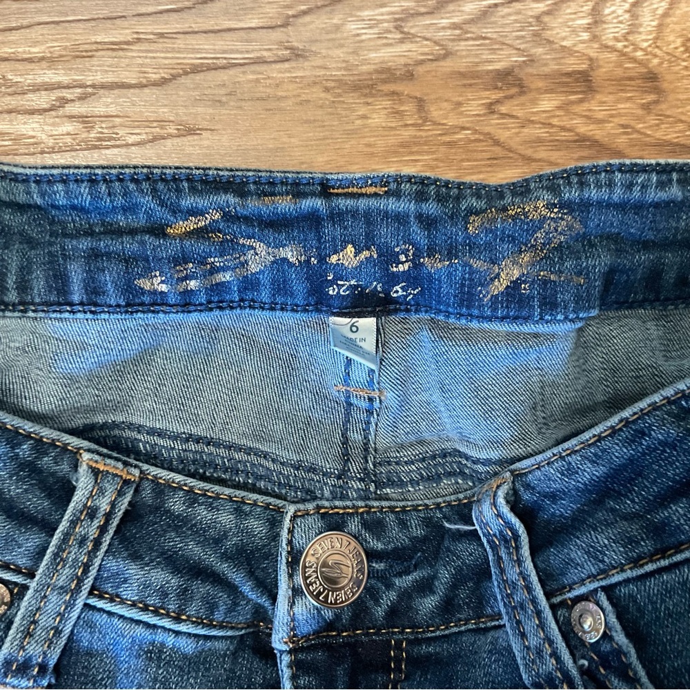 Seven7 Weekend Short Cut Off Denim Shorts Size 6 - Picture 3 of 7